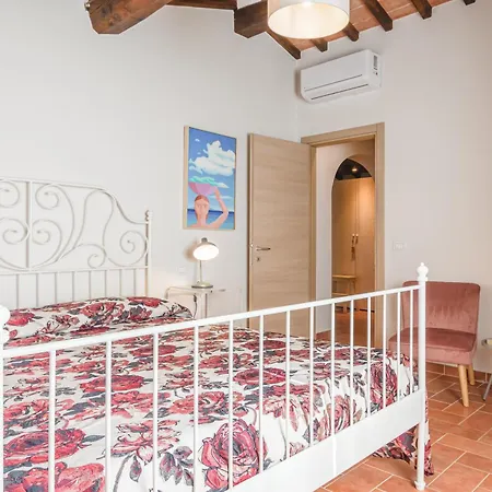 Feriehus Borgo La Fonte - Together In Tuscany *